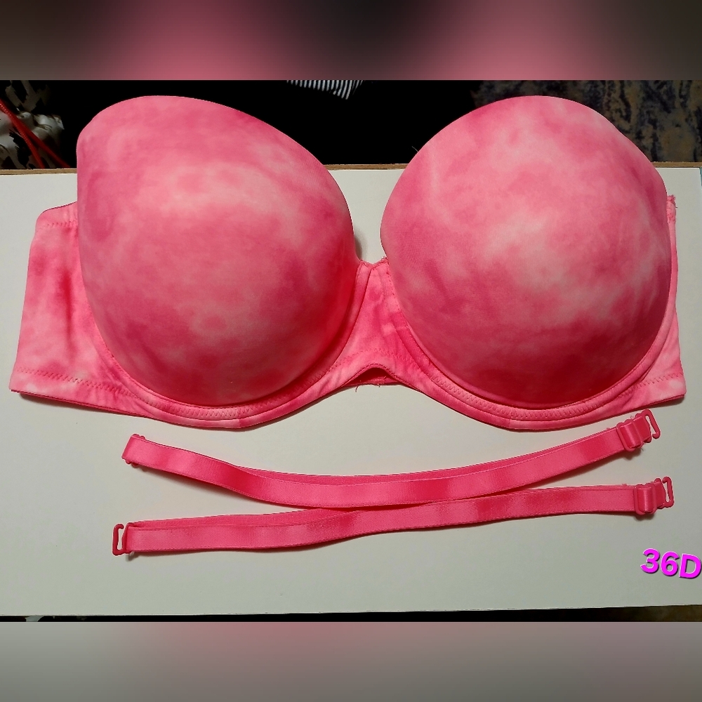 Victoria Secret Strapless/Multi-Strap Bra (36D)